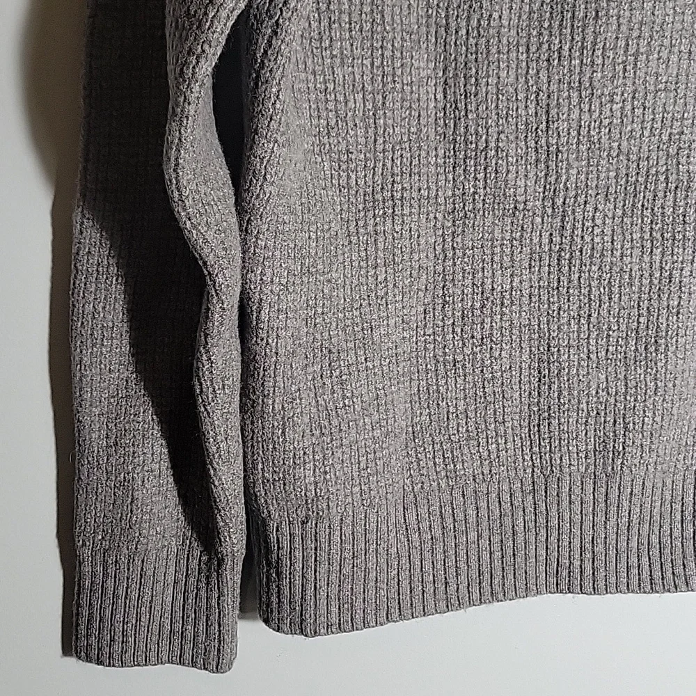 Banana Republic Italian Yarn Wool Blend Turtleneck Button Sweater Size Large - Picture 8 of 8